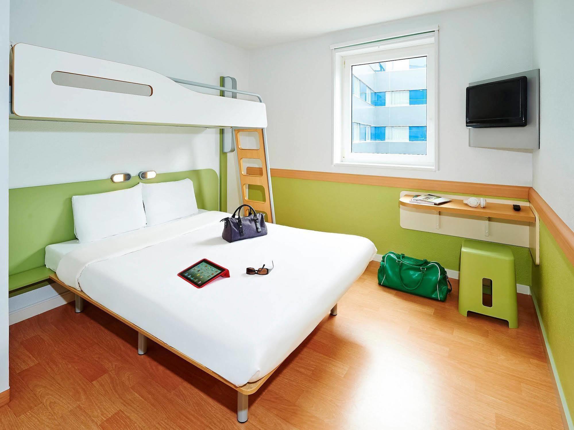 Ibis Budget Marseille Valentine Exterior photo